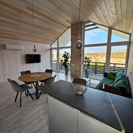 West Rest Апартаменты *