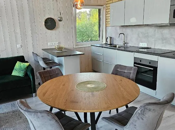 West Rest Apartman *